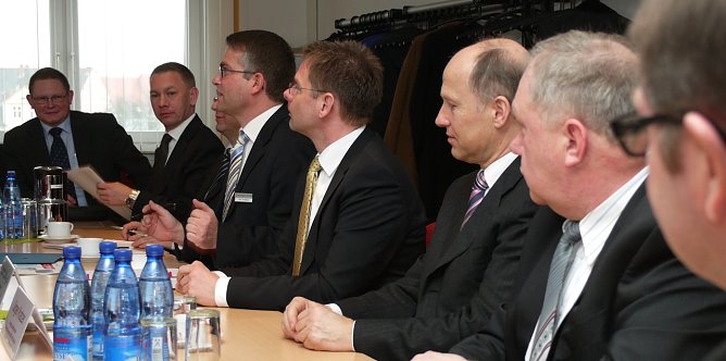 Unterschrieben (Foto: nnz)