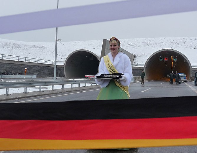 Er&ouml;ffnung Schm&uuml;cketunnel (Foto: Karl-Heinz Herrmann)