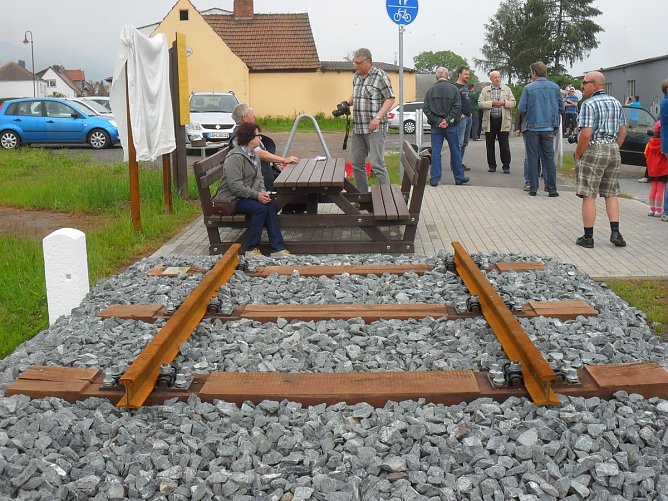 Ganz gro&szlig;er Bahnhof zum Kyffh&auml;user-Kleinbahn-Jubil&auml;um (Foto: Andreas Schm&ouml;lling)
