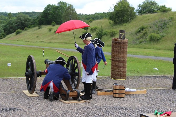 Mehr als nur Kanonenschie&szlig;en (Foto: Karl-Heinz Herrmann)