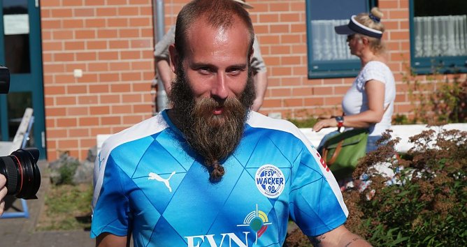 Kultfußballer im Wacker-Dress: Marco "Toni" Sailer (Foto: nnz) Kultfußballer im Wacker-Dress: Marco "Toni" Sailer (Foto: nnz)