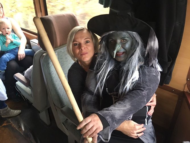 Die Hexe durfte nicht fehlen (Foto: Ines Günther) Die Hexe durfte nicht fehlen (Foto: Ines Günther)