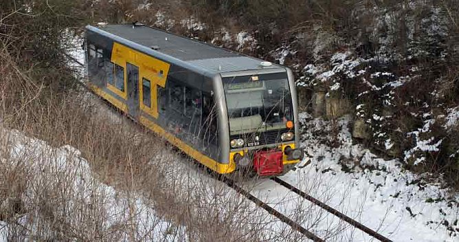 Weihnachtsmarkt-Express nach Naumburg (Foto: IG Unstrutbahn) Weihnachtsmarkt-Express nach Naumburg (Foto: IG Unstrutbahn)