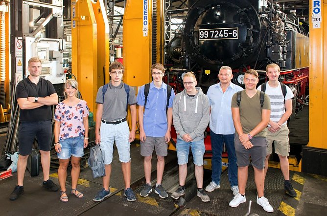 Neue Auszubildende bei der HSB (Foto: Bahnsen/HSB)