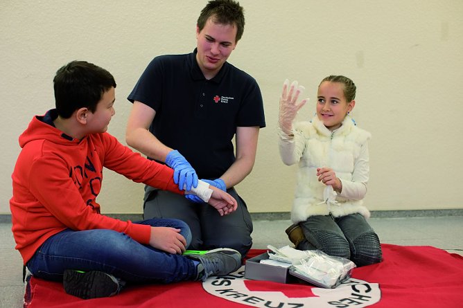 Kurssituation mit Kindern (Foto: Kreisverband Sangerhausen )