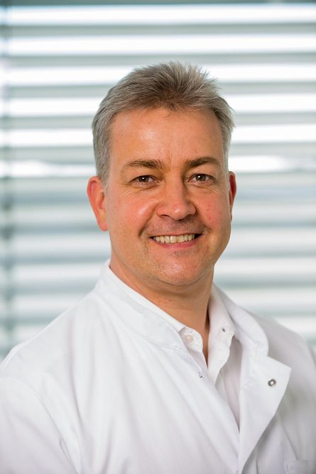 Dr. med Ren&eacute; Pfeiffer  (Foto: Fotocredit: Helios Kliniken Mansfeld-S&uuml;dharz)