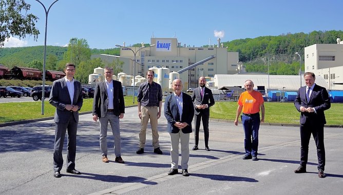 Hoher Besuch bei der Firma Knauf (Foto: CDU)