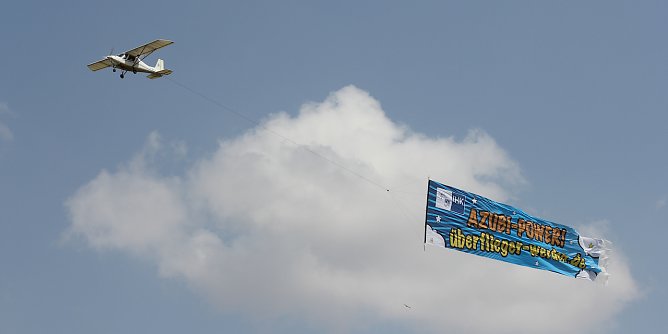 Himmlisch Werbung für den Ausbildungsmarkt (Foto: IHK) Himmlisch Werbung für den Ausbildungsmarkt (Foto: IHK)