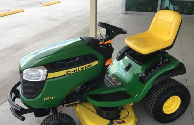 Fotoaufnahme von einem baugleichen Rasentraktor der Marke John Deree. (Foto: Polizei Mansfeld-S&uuml;dharz )