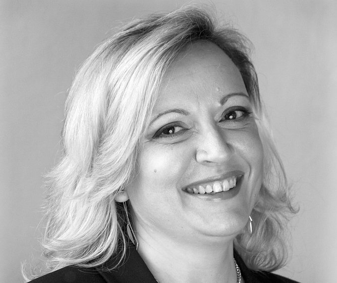 Rozalina Gencheva ist Pianistin und Chorleiterin in. Nordhausen (Foto: privat)