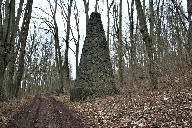 Pyramide  (Foto: U. Reinboth )