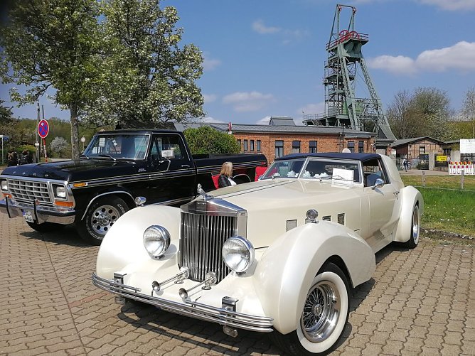 Oldtimertreff am R&ouml;hrigschacht (Foto: ErlebnisZentrum Bergbau R&ouml;hrigschacht Wettelrode )
