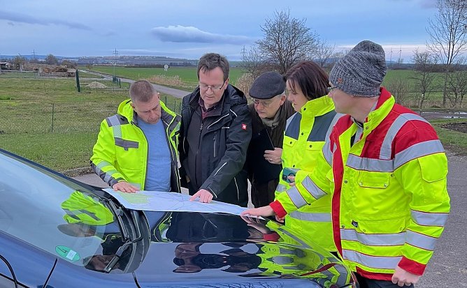 Krisenstab des Kyffhäuserkreises vor Ort (Foto: M.Pollack) Krisenstab des Kyffhäuserkreises vor Ort (Foto: M.Pollack)