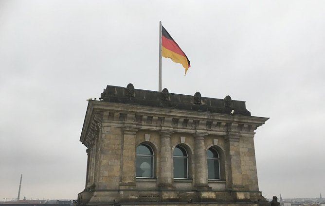 Die "Ampel" ist Geschichte, Bundeskanzler Scholz das Vertrauen entzogen (Foto: oas) Die "Ampel" ist Geschichte, Bundeskanzler Scholz das Vertrauen entzogen (Foto: oas)