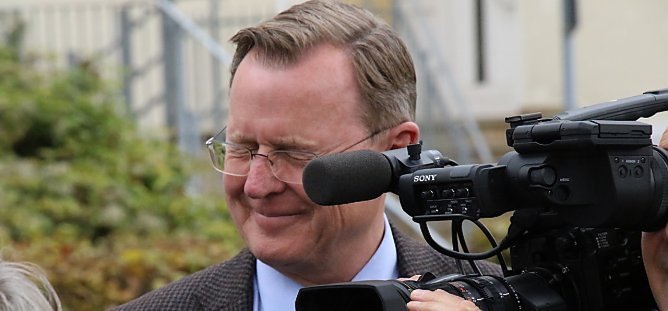 Bodo Ramelow (hier bei einem Wahlkampfauftritt) gab ein Interview (Foto: Eva Maria Wiegand) Bodo Ramelow (hier bei einem Wahlkampfauftritt) gab ein Interview (Foto: Eva Maria Wiegand)