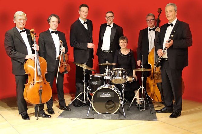 Die Muggefugg-Symphoniker spielen im Eisleber Theater. (Foto: Theater Eisleben)