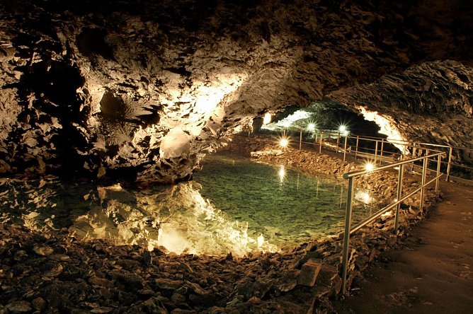 Die Neptungrotte in der Barbarossahöhle. (Foto: Anke Schreyer) Die Neptungrotte in der Barbarossahöhle. (Foto: Anke Schreyer)