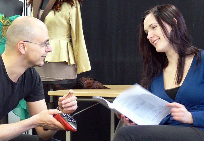 Besprechung (Foto: C. Wille) Besprechung (Foto: C. Wille)