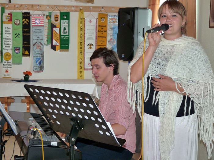 Zeugnisse &uuml;bergeben