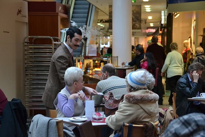 In der Galerie getanzt