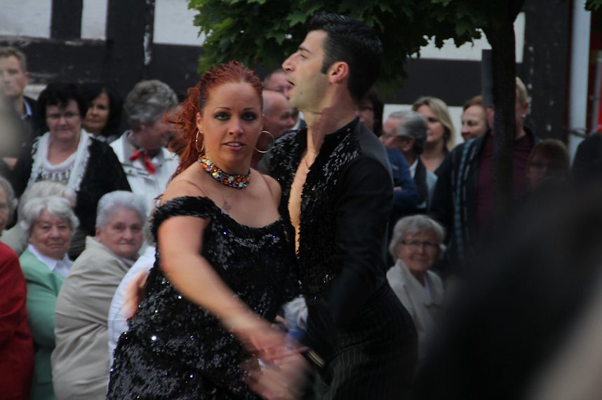 Am Zierbrunnen getanzt