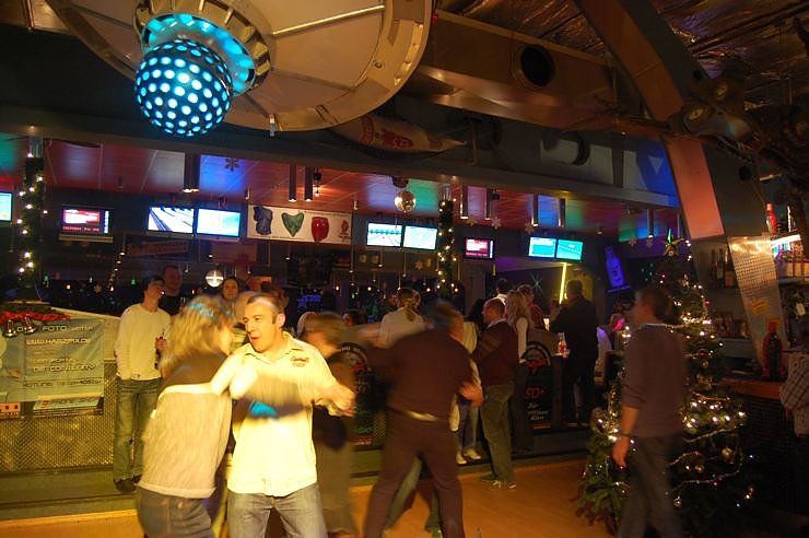 Weihnachtfeier im Starbowling Nordhausen. NNZ-City Scout on Tour