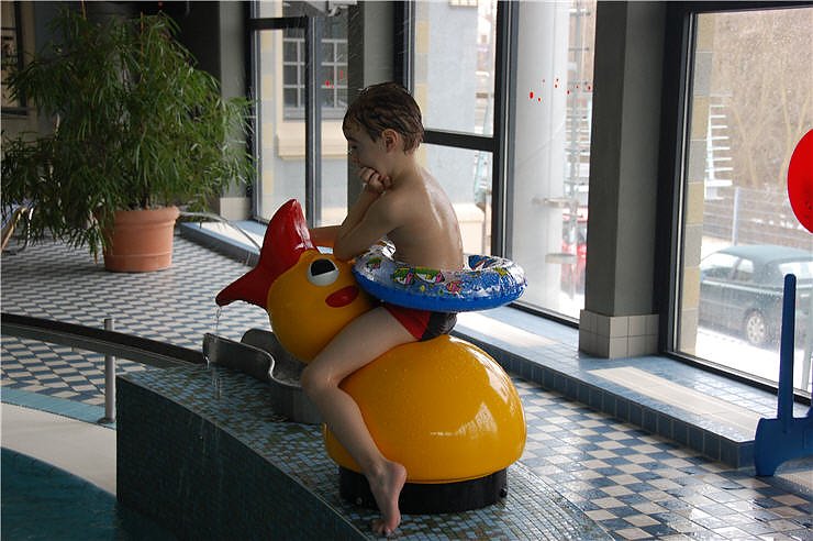 Pool-Party im Badehaus.NNZ-City Scout on Tour