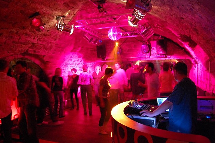 Party f&uuml;r Alle im Event Club Grease Nordhausen.NNZ-City Scout on Tour