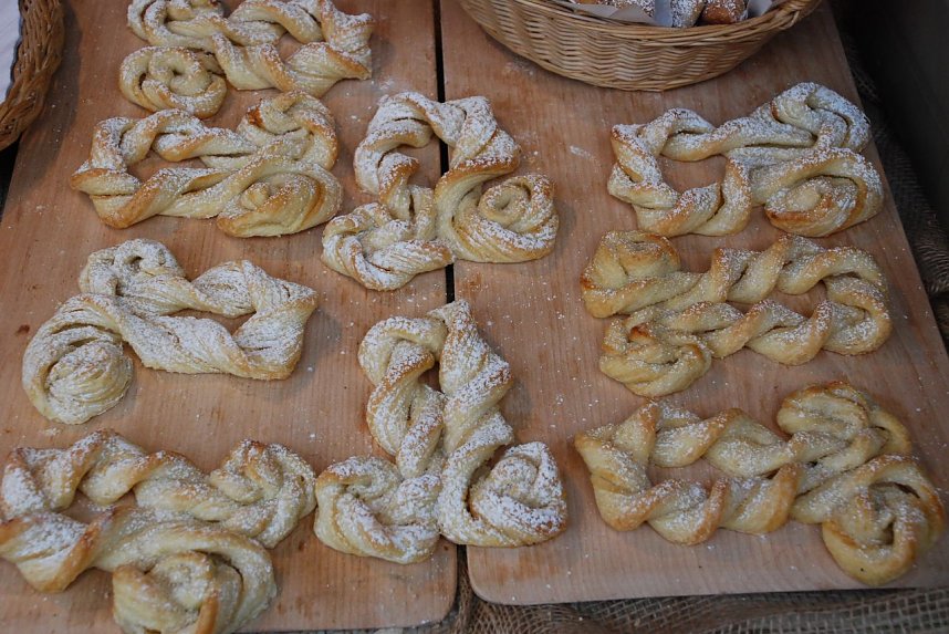 Das also sind die Objekte der Begierde. In der Tat sehen diese Martinsh&ouml;rnchen nicht nach Flie&szlig;bandarbeit aus.