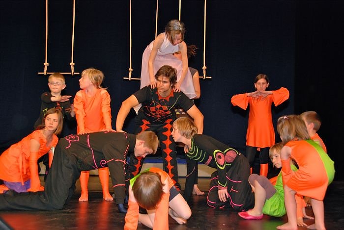 Lichterschein und Dunkelmumps im Theater