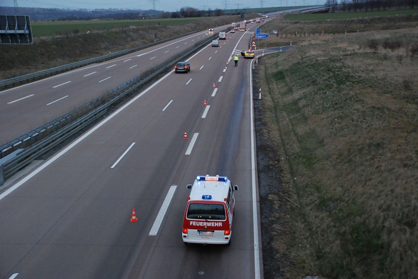 Die Ausfahrt in Richtung Querfurt war wegen der Dieselspur von der Polizei gesperrt worden.