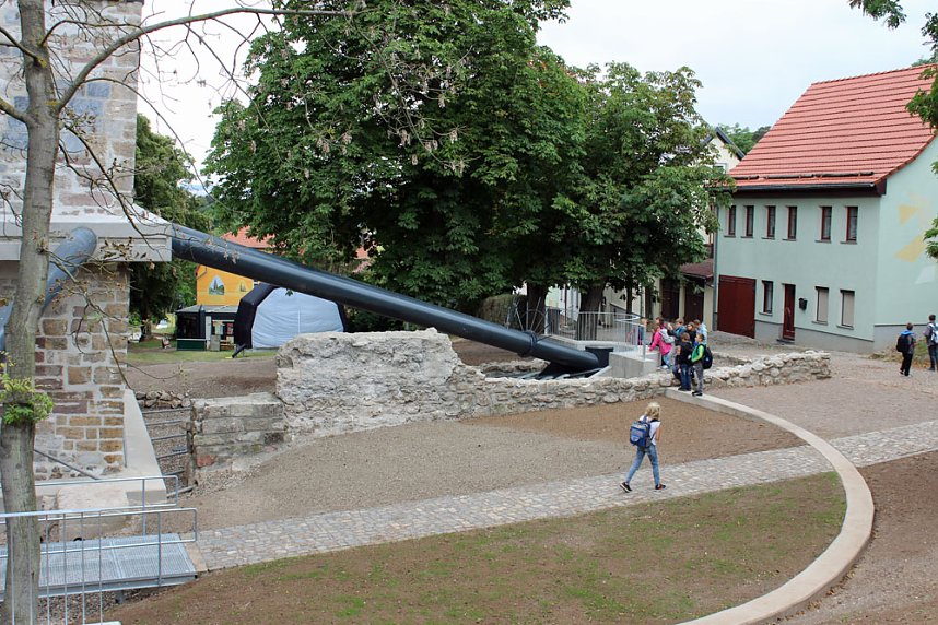 Mit Festakt schiefer Turm als gerettet gefeiert