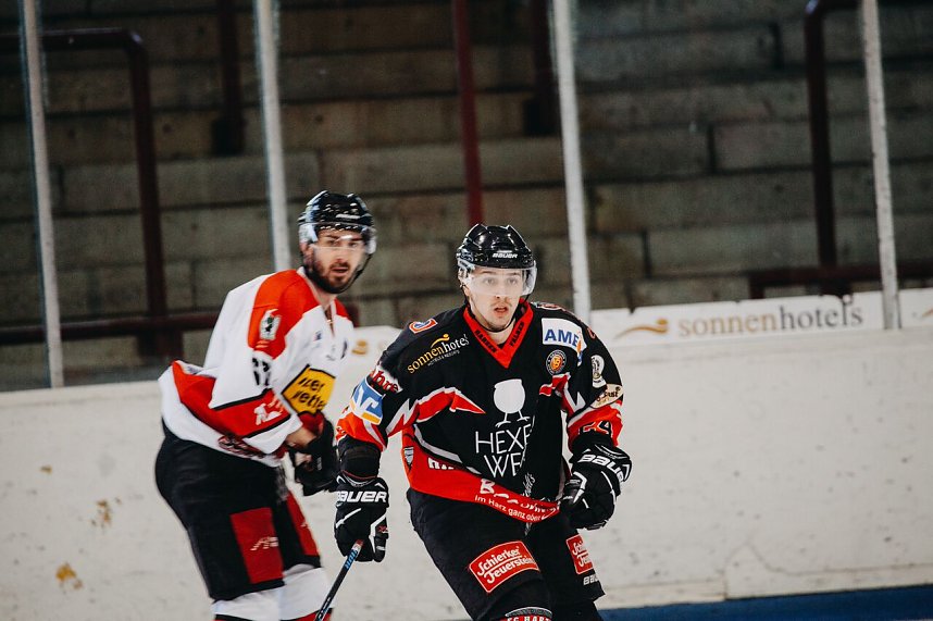 Doppelniederlage der Falken