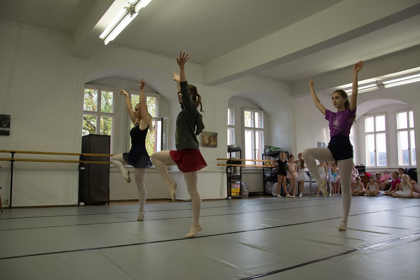  Tanzm&auml;rchen zur Vorweihnachtszeit