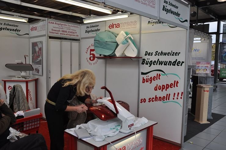 Messe im Autohaus Peter