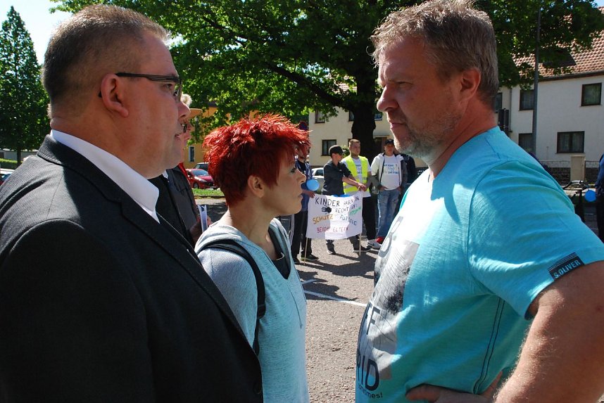 Keine Gewalt gegen Kinder gefordert