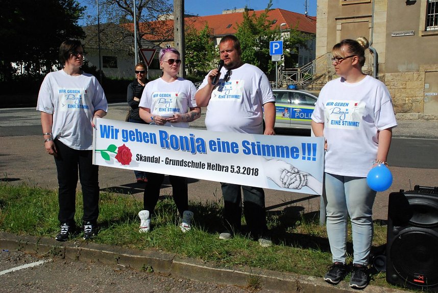 Keine Gewalt gegen Kinder gefordert