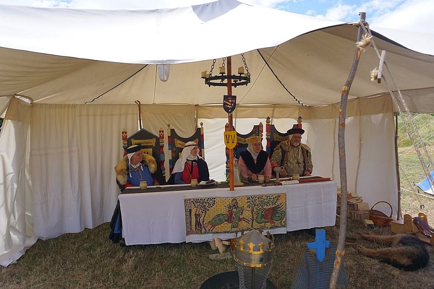 Handwerkermarkt zum Mitsommer