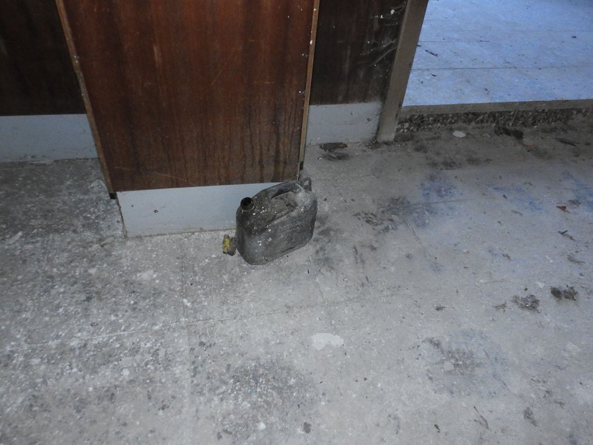 Erst Nazis, dann die SED