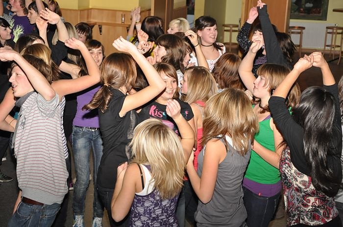 Junge Party im Klubhaus