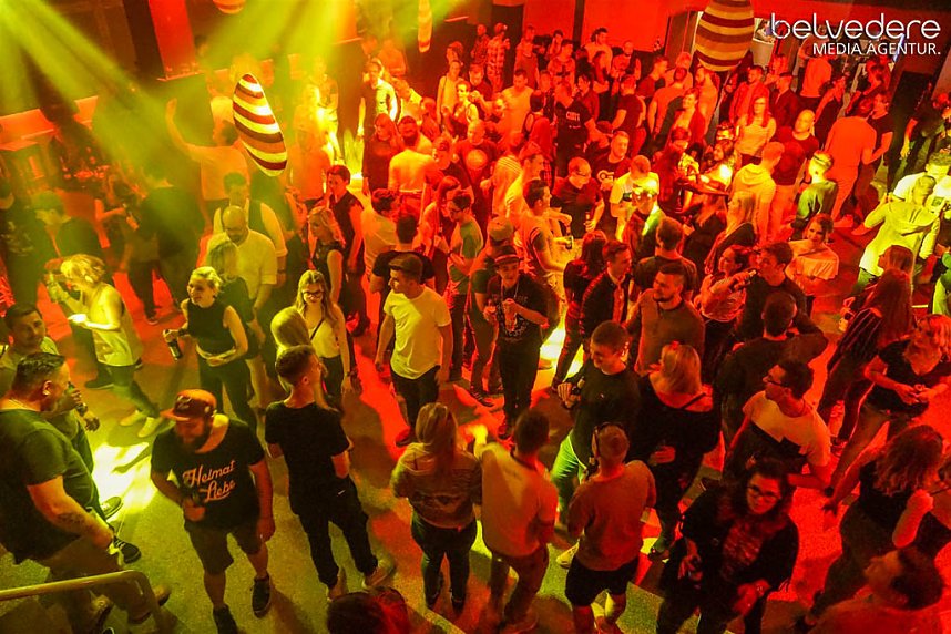 Party im Jugendclubhaus in Nordhausen - der Samstag