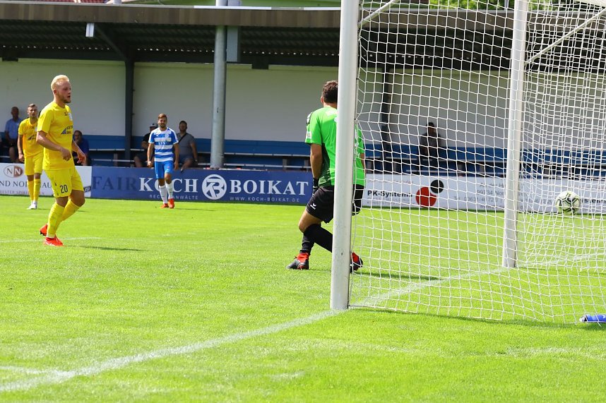 Wacker gewinnt 8:0 gegen Bischofswerda