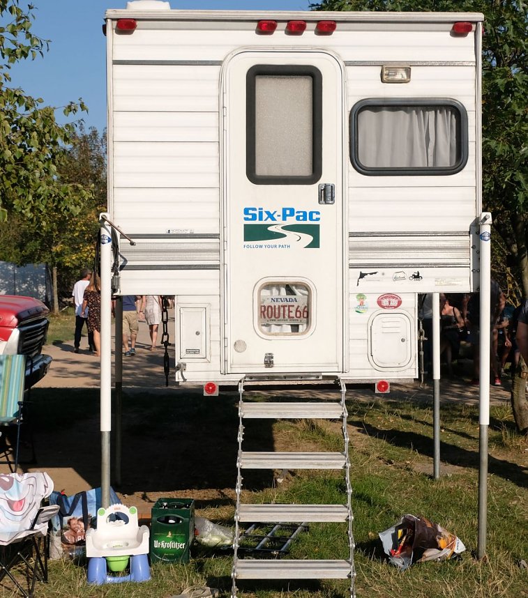 US-Cars in der Westernstadt