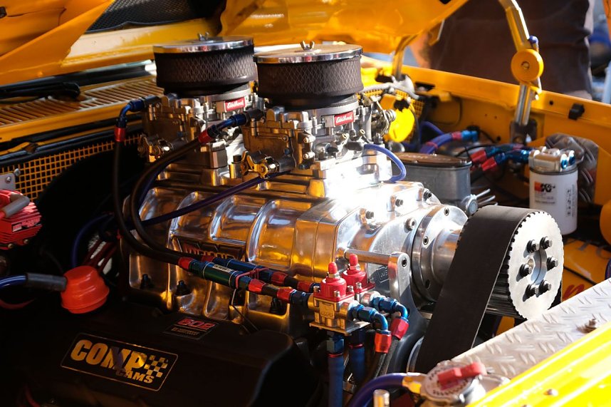 US-Cars in der Westernstadt