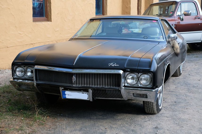 US-Cars in der Westernstadt