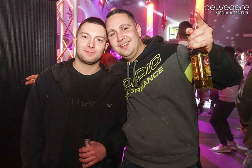 Party im Jugendclubhaus in Nordhausen - der Samstag
