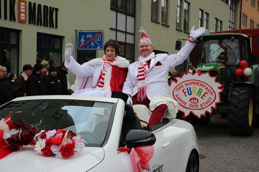 Rosenmontag auf dem Markt Sondershausen