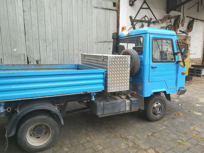 Multicar entwendet 