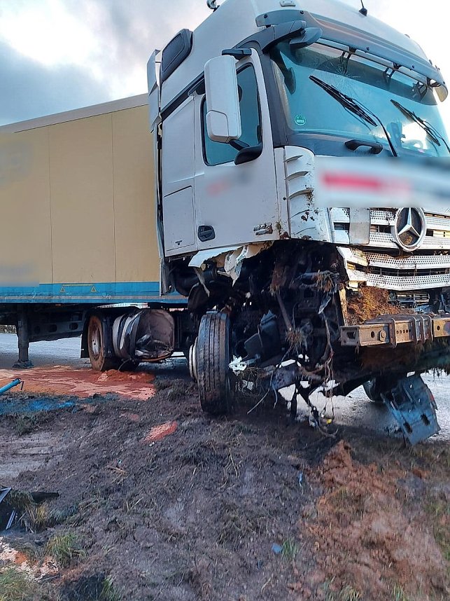LKW-Bergung bei Oberspier