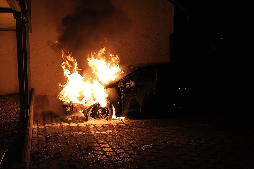 Mutma&szlig;liche Brandanschl&auml;ge gestern nacht in Sonderhausen